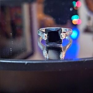 Square cut faceted black onyx ring size 5.5
